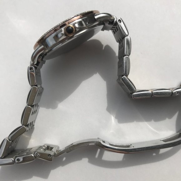 Bulova Women's 98R144 Diamond Two Tone Watch - Picture 5 of 7